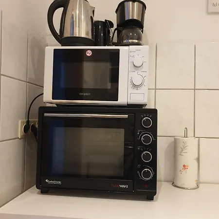 Nina - Monteurwohnung Weißenfels