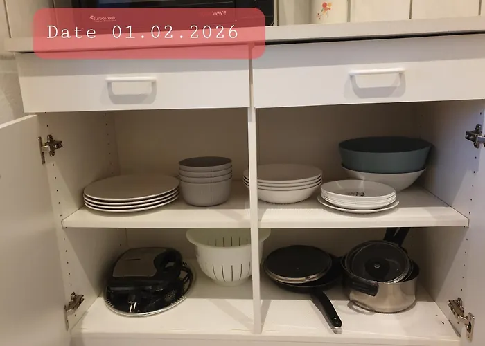 Nina - Monteurwohnung * Weißenfels